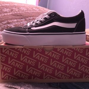 Ward Platform Vans (black)